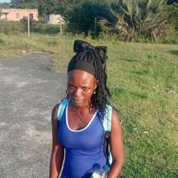 Babysitter in KwaMashu: Nonkazimlo