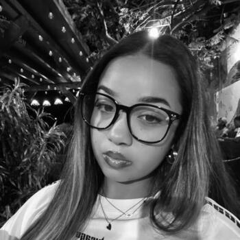 Babysitter in Villeurbanne: Rebecca