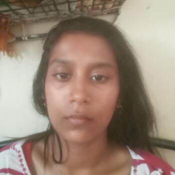 Babysitter Pune: Komal