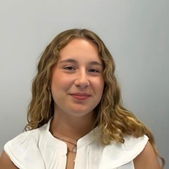 Babysitter in Bordeaux: Daphnée