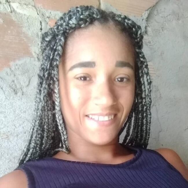 Babá em Araruama: Iasmin