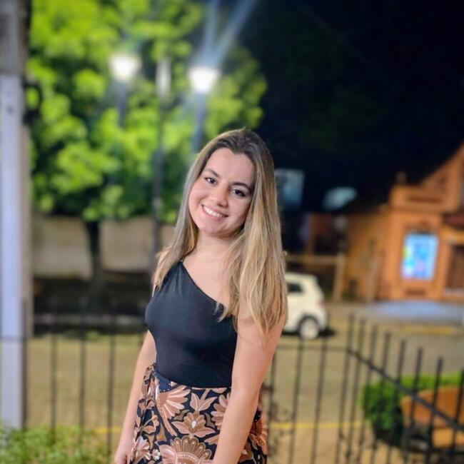 Babysitter in Dois Irmãos (Rio Grande do Sul): Kailany