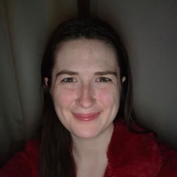 Baby-sitter in Calgary: Emma