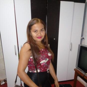 Babysitter Palmas: Andreia