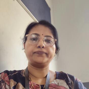 हैदराबाद में आया: Rekha