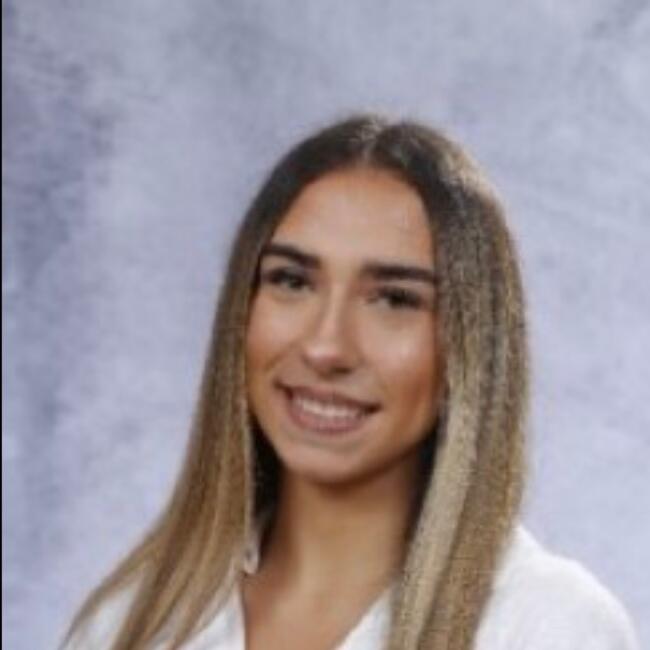 Babysitter in Rédené: Lily