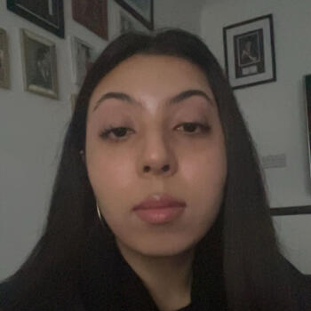 Babysitter in Hayes: Sahar