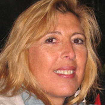 Babysitter in Lisbon: Ju