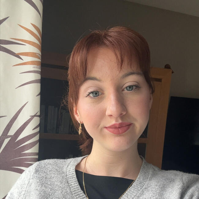 Babysitter in Moulines (Calvados): Inès