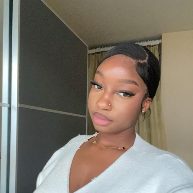 Babysitter in La Celle-Saint-Cloud: Oury