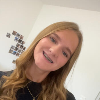 Babysitter in Montreuil: Jade