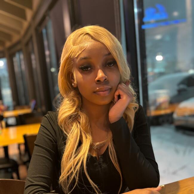 Babysitter in Milwaukee: M'Kaylah