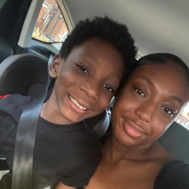 Babysitter in Birmingham: Tayarna