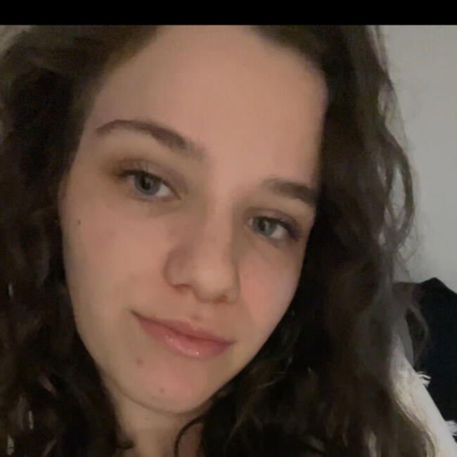 Babysitter in Auxerre: Maëva