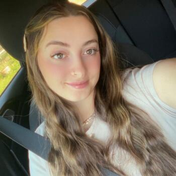 Babysitter in Palmerston North: Charlotte