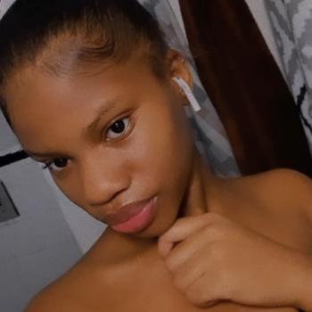 Babysitter The Bronx: Keena