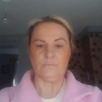 Babysitter in Ballymahon: Denise