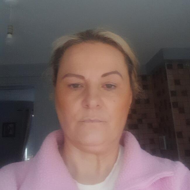 Babysitter in Ballymahon: Denise