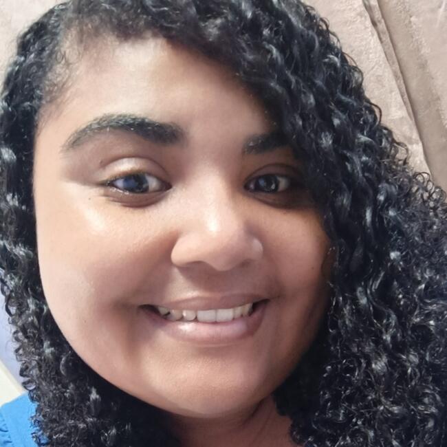 Babá em Lauro de Freitas: Aline