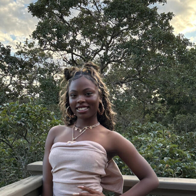 Babysitter in Austin: Frances