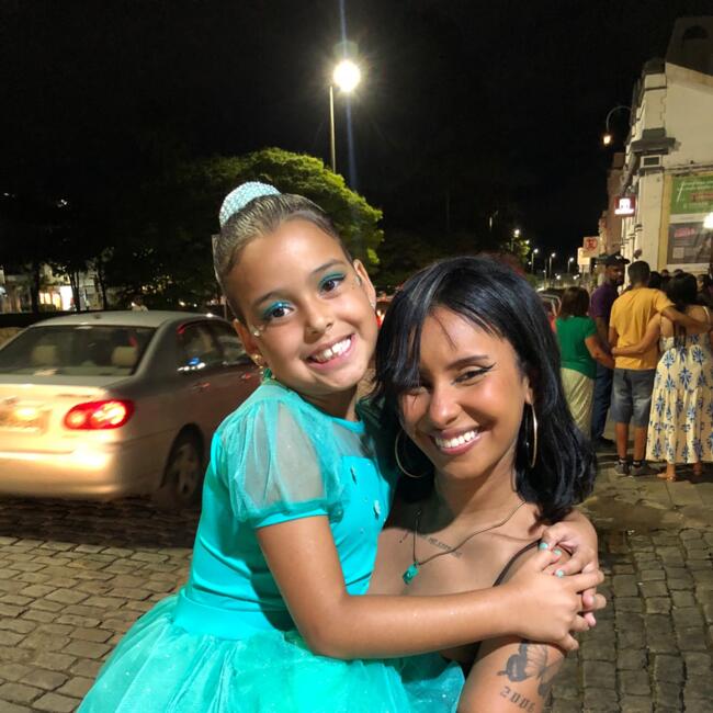 Babá em Rio das Mortes: Maria Laura De santana bezerra