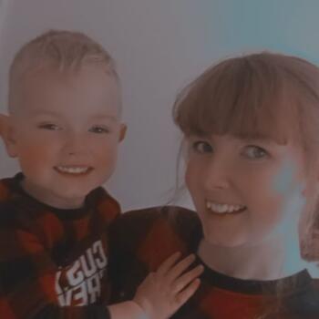 Babysitter Uphall: Nicole