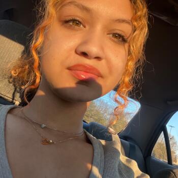 Babysitter in Huntsville: Aryanna