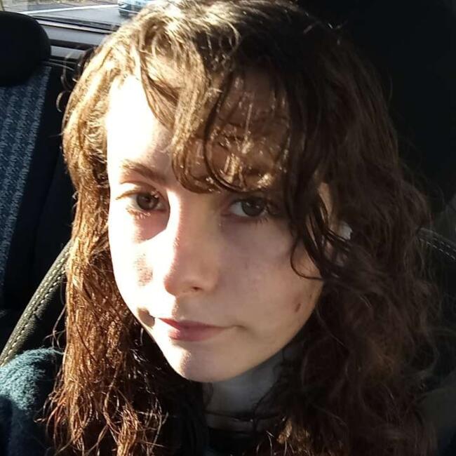 Babysitter in Marguerittes: Lily