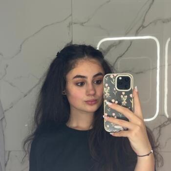 Babysitter in Dumbrăviţa (Timiș): Raluca-Violeta