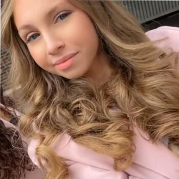 Babysitter in Arnouville: Leïna