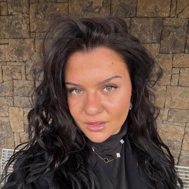 Babysitter in Bennebroek: Anetta