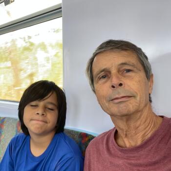 Emprego de babá em Itatiba: emprego de babá George