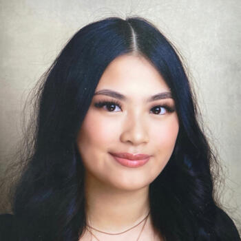 Baby-sitter in Calgary: Anita