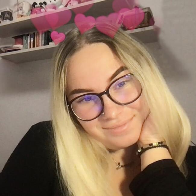 Babysitter in Albissola Marina: Lucrezia