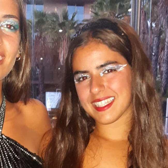 Babysitter em Mira d’Aire: Iris