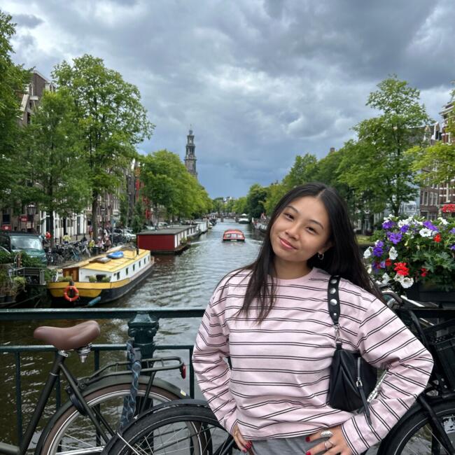 Babysitter in Madrid: Shuxian
