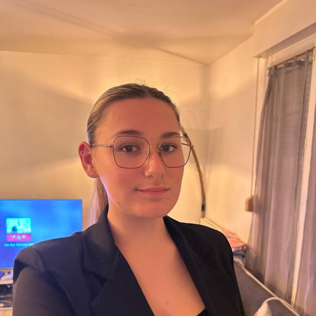 Babysitter in Sens: Mathilde