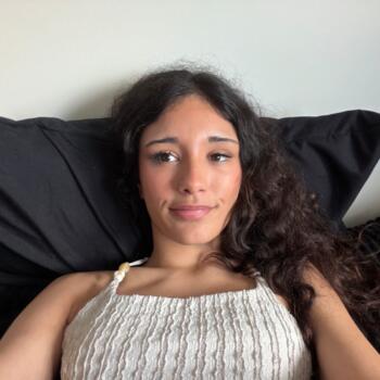 Babysitter in Hamilton: Rani