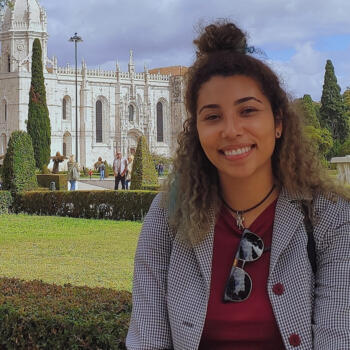 Babysitter em Porto: Talissa