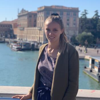 Baby-sitter in Aix-en-Provence: Kassandra