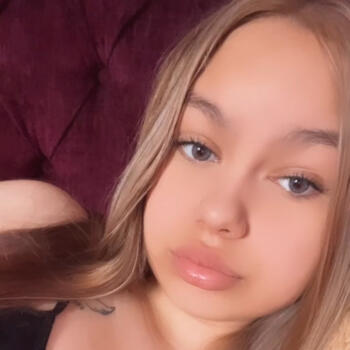 Babysitter in Sutton in Ashfield: Giovana