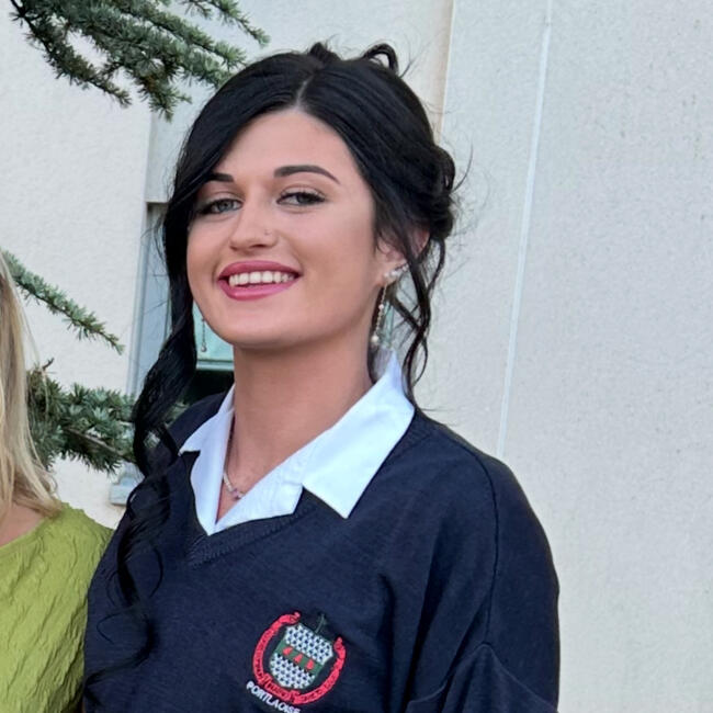 Babysitter in Portlaoise: Ruby