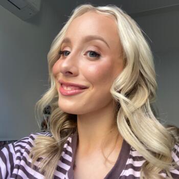 Babysitter in Brisbane: Olivia