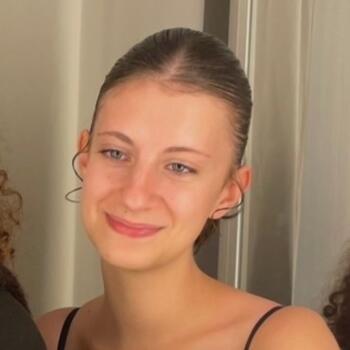 Babysitter in Châteauneuf-sur-Loire: Manon