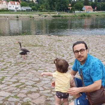 Babysitter Job in Dresden: Babysitter Job Bashar