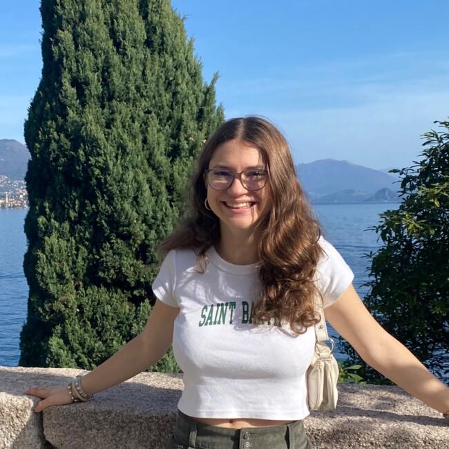 Babysitter in Saint-Germain-en-Laye: Chloé