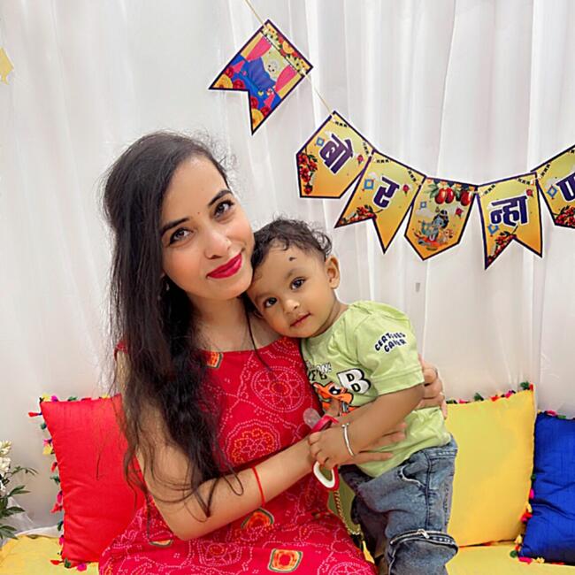 पुणे में बेबीसिटिंग की नौकरी: Mansi