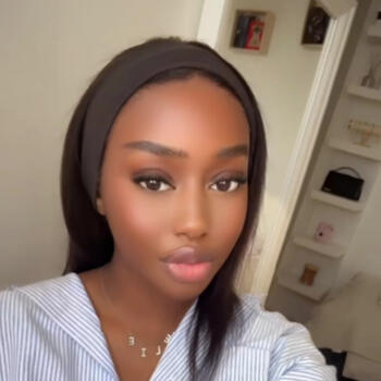 Nounou à Nanterre: Selie