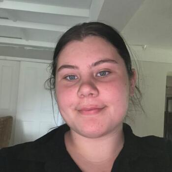 Babysitter in Cessnock: Madison