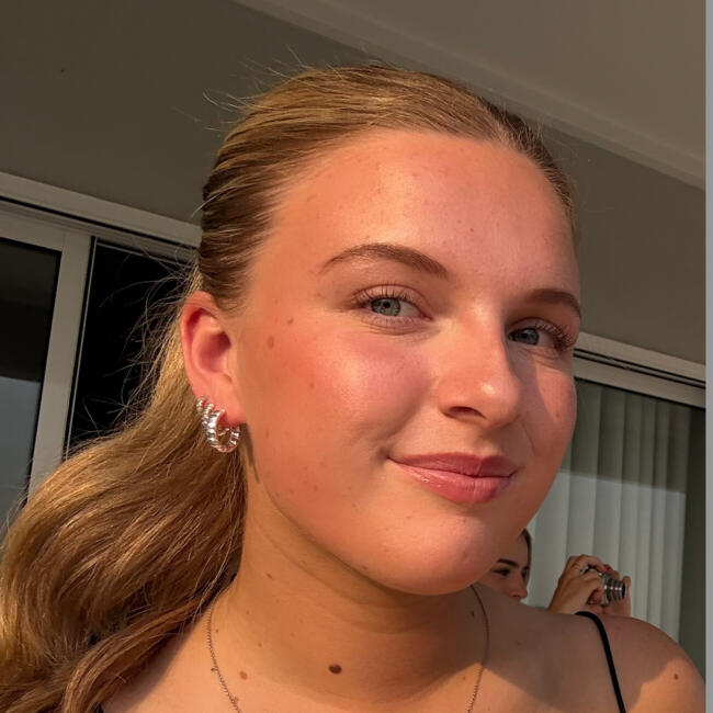 Babysitter in Wodonga: Olivia